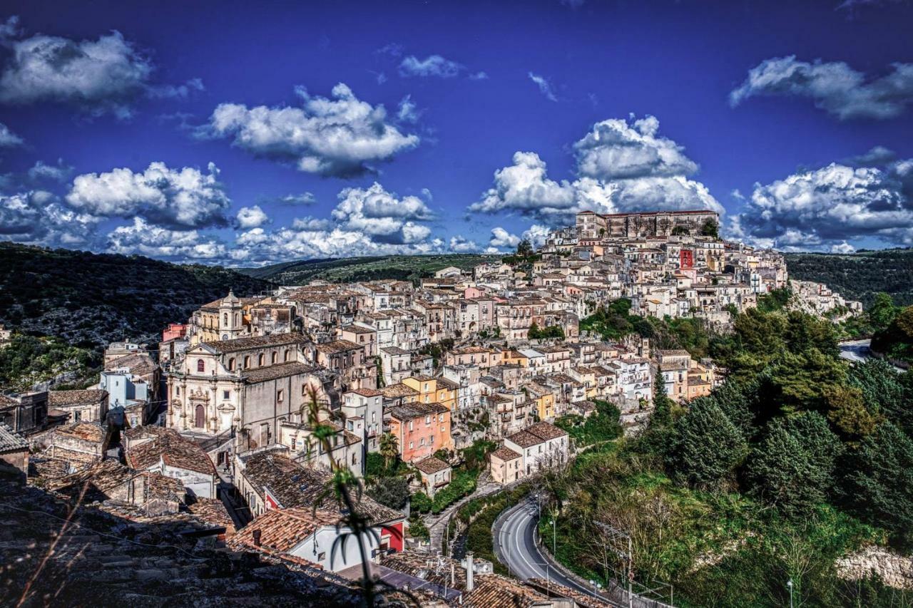 Hotel Miramare Marina di Ragusa Bagian luar foto